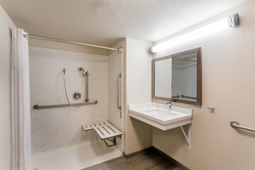 Days Inn Yosemite Area badkamer